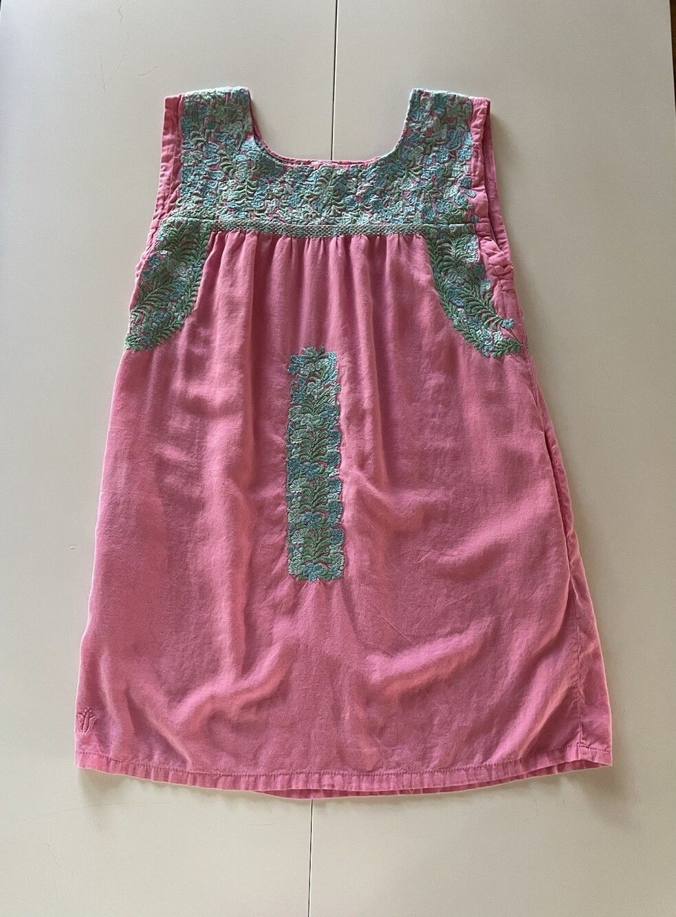 Medium J. Marie Pink Oaxaca Floral Embroidered Lined Shift Dress with Pockets